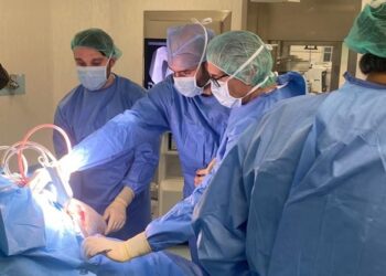 Una cirugía de prótesis de cadera que permite volver a casa el mismo día de la intervención