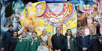 Valencia ya celebra Las Fallas