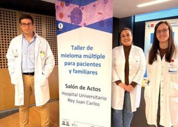El Hospital Universitario Rey Juan Carlos aborda junto a pacientes y familiares las claves para convivir con el mieloma múltiple