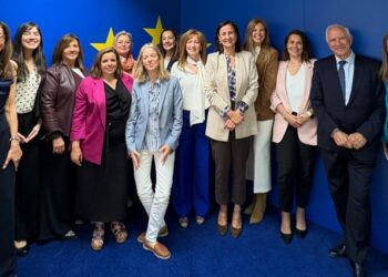 ¿Qué es #DóndeEstánEllas y cómo adherirse?