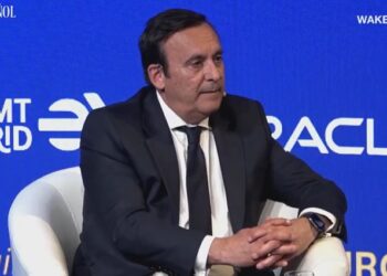 Eduardo Pastor hace un llamamiento por la seguridad jurídica ante la reforma farmacéutica europea