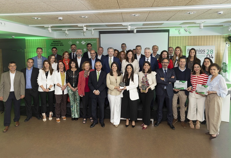 Foto de grupo XI Premios Escolástico Zalvídar_Muprespa