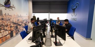 Telefónica lanza en T_Space su servicio comercialpionero de drones pilotados en remoto