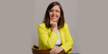 Cómo usar la IA para pensar mejor (y no menos) en marketing. Las claves de Valeria Aragón