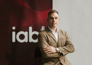 “La formación en marketing digital debe ser más práctica, actualizada y conectada con la realidad”