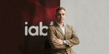 “La formación en marketing digital debe ser más práctica, actualizada y conectada con la realidad”