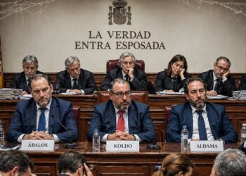 LA MENTIRA PRODUCE MONSTRUOS