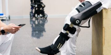 La robótica aplicada a lesiones de rodilla y cadera permite recuperar la movilidad, la fuerza y el control motor con mayor precisión