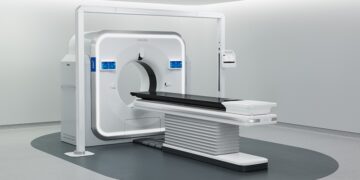 El Hospital Universitario Rey Juan Carlos instala un TAC de última generación que optimizará la localización y precisión de la delimitación de tumores