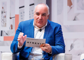 “La IA eleva la exigencia del consultor: le pide menos ejecución mecánica y más pensamiento estratégico”