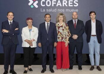 La Comisión de Sanidad del Congreso visita Cofares