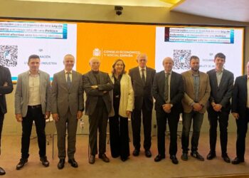 Empresas y sindicatos reclaman una nueva Ley de Industria para reforzar la competitividad de España