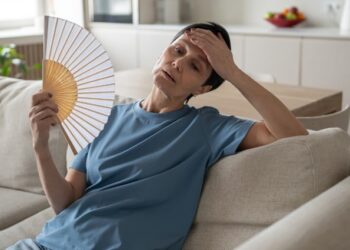 Menopausia: Los síntomas que las mujeres no deberían aceptar como “normales”