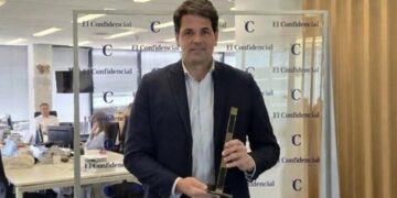 Chema Del Olmo da la campanada con Zapatero