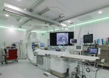 El Hospital El Pilar renueva todas sus salas de intervencionismo