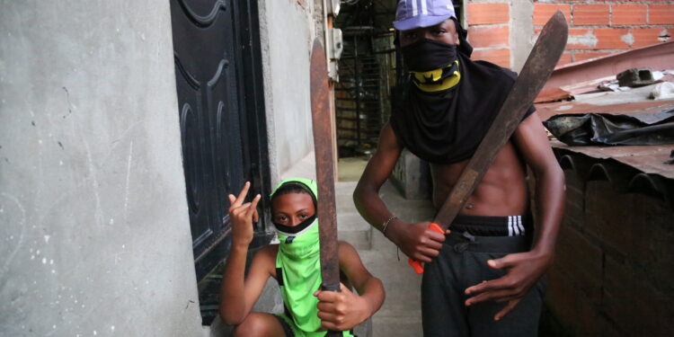 Arte.tv- Colombia el regreso de los niños asesinos.