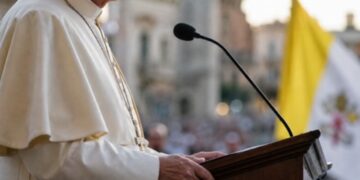 El hijo de Javier Tebas adquiere “InfoVaticana”