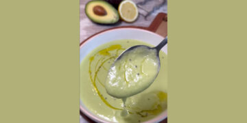 Salmorejo de aguacate