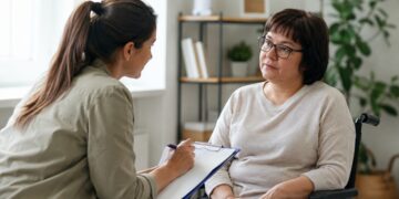 COCEMFE pide que la ley de profesiones sociales incorpore un enfoque de derechos
