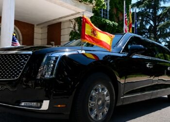 El Gobierno amplía su flota de coches oficiales