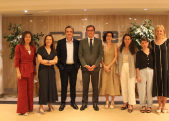 Dircom se incorpora a CEOE