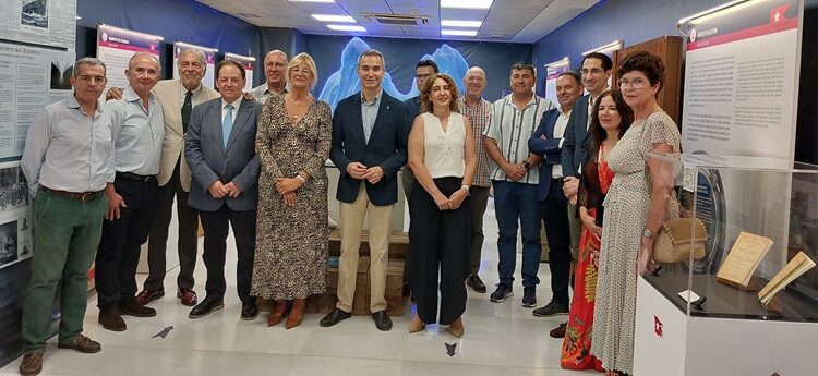 Foto institucional de grupo del acto de inauguración_FraternidadMuprespaAXA