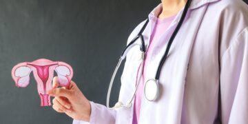 El cáncer de vejiga también afecta a las mujeres y su diagnóstico suele llegar tarde