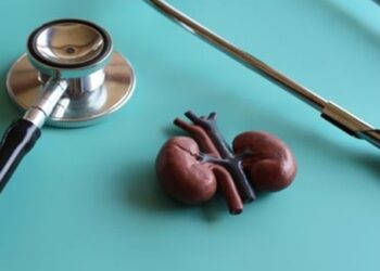 El Hospital Universitario La Luz refuerza la detección precoz de la enfermedad renal crónica