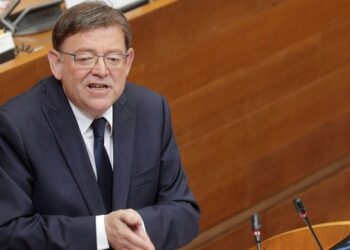 Puig coloca en su oficina de expresidente al sobrino de Gabriela Bravo, su futura esposa