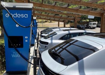 Endesa pone a disposición más de 300 puntos de recarga abiertos al público