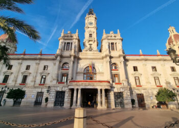 Catalá: “Queremos que todos los valencianos nos acompañen para mostrar su calor y su apoyo al pueblo de Ceuta”