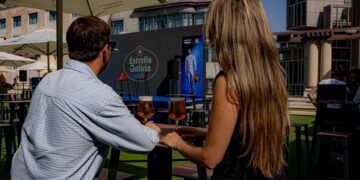 Estrella Galicia 0,0 y la magia del automovilismo en el corazón de Madrid