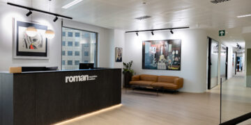 Roman reúne a todo su talento de Barcelona en una nueva sede de más de 1.500 m² en la Diagonal