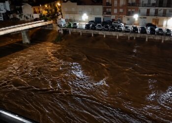 Las lluvias torrenciales en Valencia ponen a prueba a la Generalitat