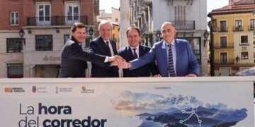 Pérez Llorca firma una alianza para exigir al Gobierno que impulse el Corredor Cantábrico-Mediterráneo