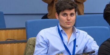 El Congreso retira definitivamente la acreditación de prensa a Vito Quiles