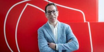 Siete de cada diez españoles sienten un vínculo emocional con alguna marca tecnológica