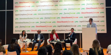 Expertos alertan de que la IA acelera las crisis reputacionales del sector farmacéutico