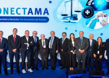 A.M.A. reúne a más de 500 profesionales para abordar el futuro de la sanidad y el derecho