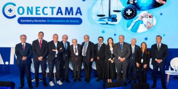 A.M.A. reúne a más de 500 profesionales para abordar el futuro de la sanidad y el derecho