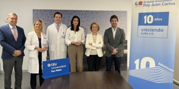 El Hospital Universitario Rey Juan Carlos y la Universidad CEU San Pablo firman un convenio para el desarrollo de un proyecto formativo