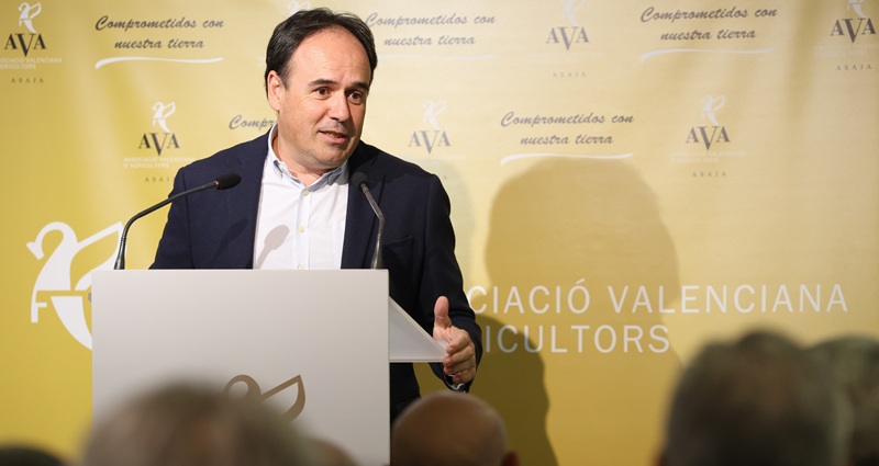Pérez Llorca pone el foco en el sector primario valenciano